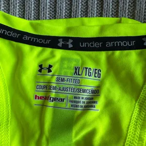 Under Armour Women's Neon Yellow Short Sleeve Tee thumbnail 3