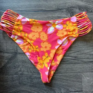 Stone Fox Swim Bottom thumbnail 1