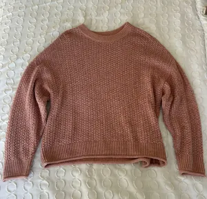 Pink Sweater  thumbnail 1