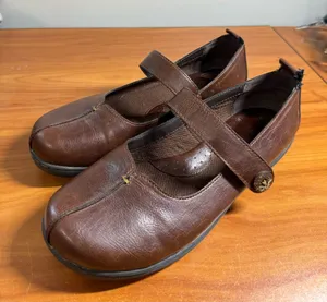 B.o.c. Brown Mary Jane Style Clog Loafer Comfort Shoe Button Slip On Brown 10 thumbnail 1