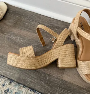 Soda Heeled sandal thumbnail 1