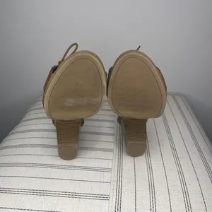 Forever 21-Brown Lace Up Heels thumbnail 5