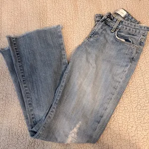Paper Denim & Cloth | Distressed Jeans thumbnail 1