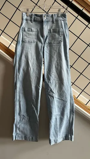 Old Navy Extra High-Rise Wide Leg Jeans thumbnail 1