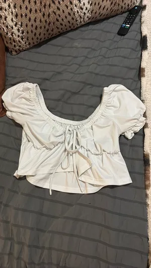 Shein White Tie Top Crop thumbnail 3