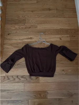 Windsor Off-The-Shoulder Long Sleeve Top thumbnail 3