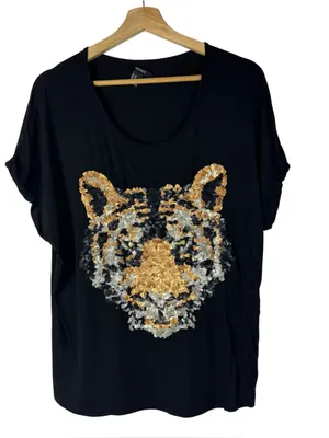 Forever 21 Black Sequin Tiger Scoop Neck Short Sleeve T-Shirt M thumbnail 1