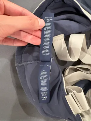 NIKE SKIMS MATTE SHINE MIX Straight Neck Bra thumbnail 7
