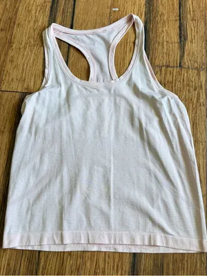 Lululemon Swiftly Tank Top 2.0 Pink Size 8 thumbnail 1
