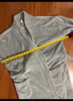 Stars Above Gray Plush super soft Robe - Size M/L. Plush Fleece Robe, featuring a shawl collar, two front pockets, and a matching waist tie belt. Gently warn & excellent condition. Measurements approximately 24” from armpit to armpit x 37 long. Smoke free home. Priced at as is condition. Don’t like my price make a reasonable offer. thumbnail 6