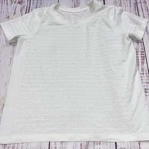 Lululemon athletic top thumbnail 1