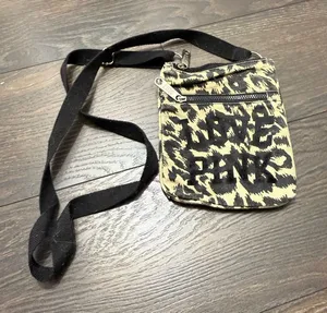 Victoria’s Secret Pink Animal Leopard Print Crossbody Purse Y2K 2000s thumbnail 1