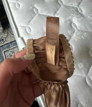 SKIMS Bralette thumbnail 5