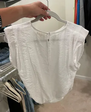 Boutique Top White thumbnail 2
