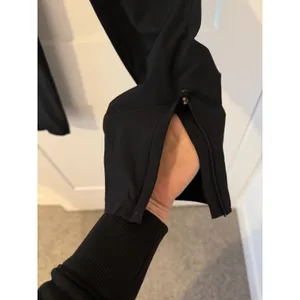 Gymshark Pants – Size Small thumbnail 3