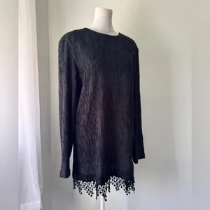 Vintage ‘90s Melissa Black Fringe Hem Long Sleeve Mini Shift Dress thumbnail 3