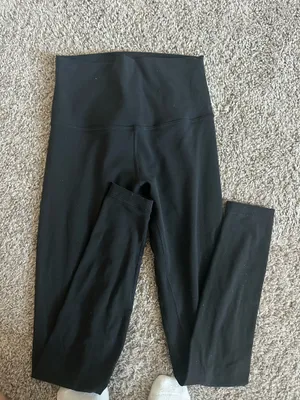 Lululemon Leggings Align 28" Black thumbnail 3
