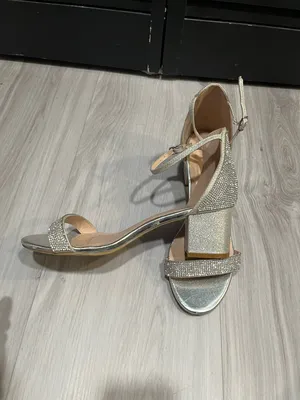 Forever 21 Silver open Toe Rhinestone‎ Ankle
Strap Buckle Low Chunky Heels thumbnail 5