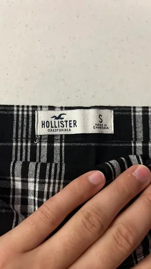 Hollister Women’s Crop Top Flannel thumbnail 2