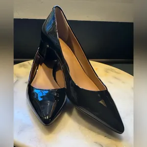 Calvin Klein Black Patent pointy Toe Block Heels. LN ,Slip. Resistance.Sz 6. thumbnail 6
