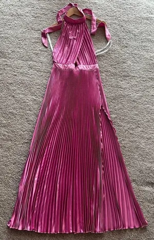 L’IDÉE Formal dress thumbnail 3