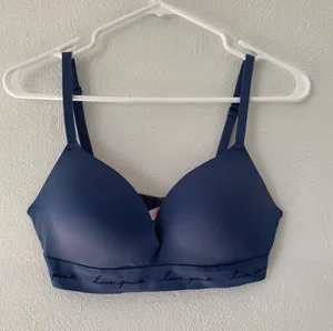 Victoria's Secret Bra thumbnail 1