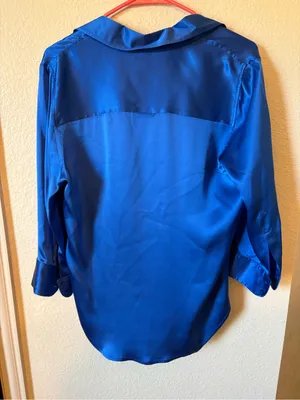 L’AGENCE Dani Silk Blouse in Blue Size Medium thumbnail 10