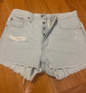 Levi’s Denim Shorts 501 thumbnail 1