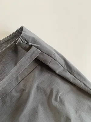 MNG By Mango Women’s Large Self Belt Side Zip Wide Leg Gray Trousers Dress Pants thumbnail 4