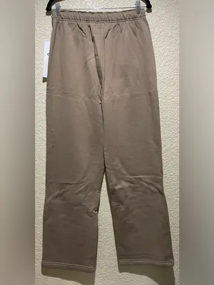 ALO Yoga NWT Accolade Straight Leg Sweatpants Gravel Size M thumbnail 6