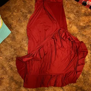Shein . Size medium. Color is burgundy. thumbnail 3