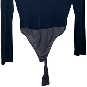 Victoria's Secret Velour Bodysuit‎ Large thumbnail 7