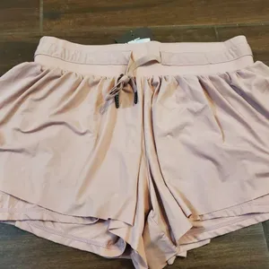 Movement shorts buttery soft with pockets on side size small blush pink color thumbnail 1