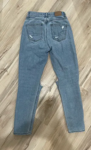 American Eagle Mom Jeans thumbnail 4