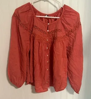 FREE WITH PURCHASE Old Navy Womens Shirt Medium thumbnail 1