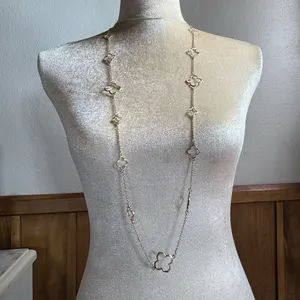 Clover leaf long gold tone necklace Silver thumbnail 6