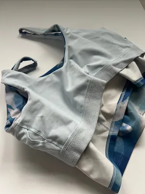 Old Navy Light Blue Floral Active Powersoft Top with Light Chest Support Go-Dry thumbnail 7