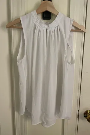 Banana Republic Blouse thumbnail 1