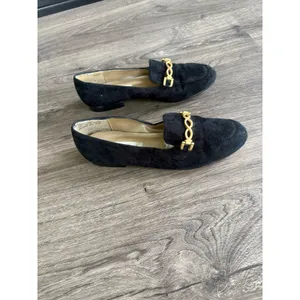 Vintage Carriage Court Black Suede Leather Loafers with Gold‎ Chain Detail thumbnail 4