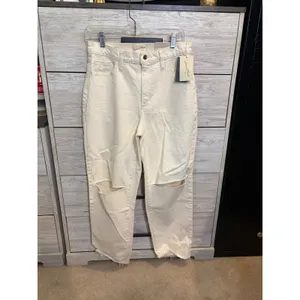 Universal Threads Women Vintage Straight Jeans Off-White Distressed Knee 6/28R thumbnail 2