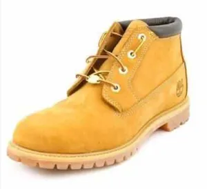 Timberland Nellie Chukka boots Size 7.5.‎ B82 thumbnail 1