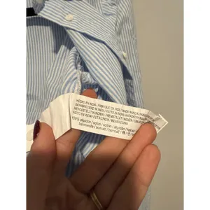 Stradivarius Women Blue White Striped Cropped Cotton Button Down Shirt Size M thumbnail 3