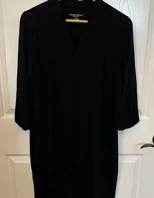 Liz Lange Maternity Dress thumbnail 1