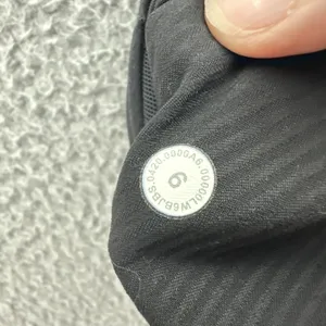 Lululemon Beyond The Studio Crop Pants Black Athletic‎ Athleisure Women's 6 thumbnail 6