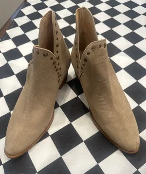 Free People Tan Suede Studded Charm Ankle double V Boots Western Pointed 38.5 thumbnail 1