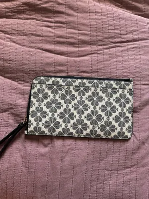 Kate Spade Wallet Wristlet thumbnail 3
