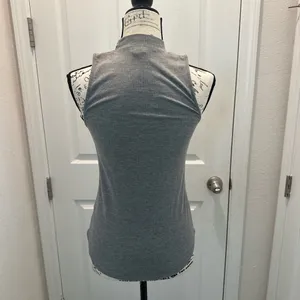 Rock & Republic Women's Gray Ribbed Keyhole Mock Neck Tank Top thumbnail 3