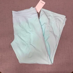 Lululemon Dance Studio Mid Rise Lined Pants Size 12 14 Ideal Mint NWT thumbnail 6