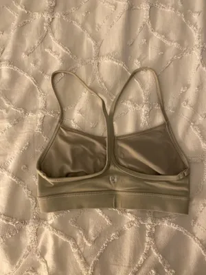 Lululemon Sports Bra thumbnail 2