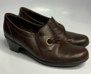 Clarks brown leather pumps‎ comfort shoes size 9.5 thumbnail 1